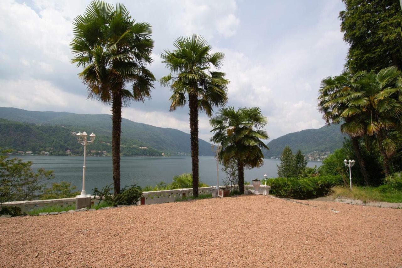 Villa Rina Deluxe And Cottage Porto Ceresio Exterior photo